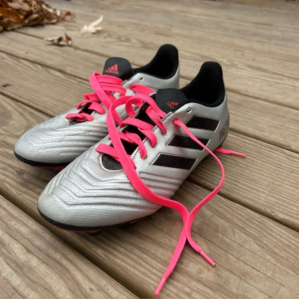 Adidas Predator 19.4 FXG F35597 Men’s Size 8 Silver Football Cleats Shoes